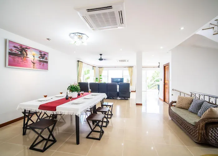 Patong Villa3 四卧海景泳池别墅 近班赞海鲜市场 中英泰三语服务